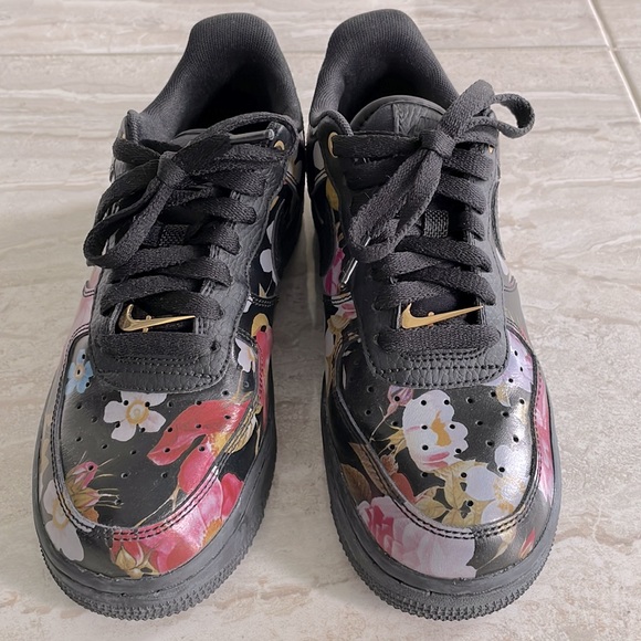 Nike Air Force 1, 6.5 - Picture 3 of 11